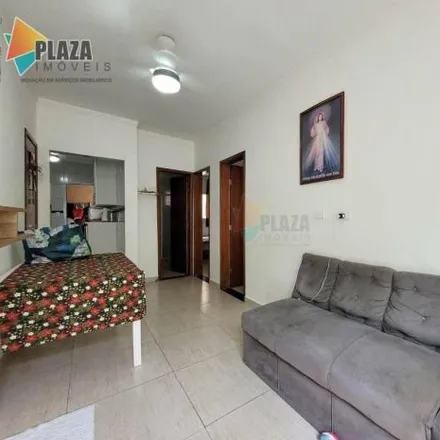 Buy this 2 bed house on Rua Engenheiro Antônio Lotufo in Sitio do Campo, Praia Grande - SP