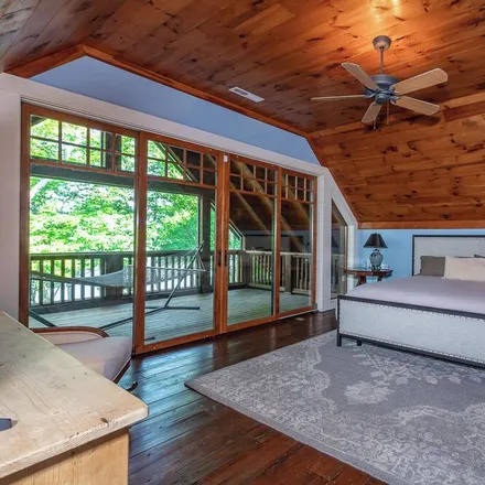 Rent this 5 bed house on Lake Toxaway in NC, 28747