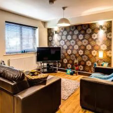 Rent this 6 bed townhouse on Boston Exchange Court in Leeds, LS4 2AJ