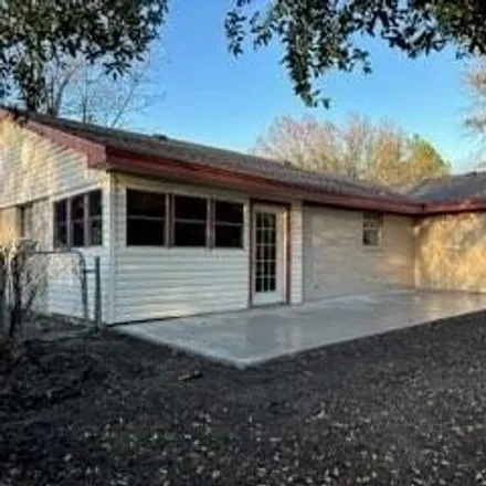 Image 3 - 1105 Northwood Drive, Commerce, TX 75428, USA - House for rent