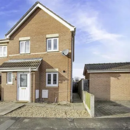 Buy this 3 bed townhouse on Reeves Way in Armthorpe, DN3 2FB
