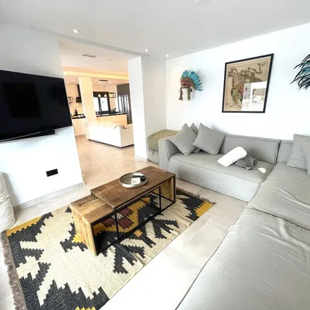Rent this 4 bed apartment on Calle Fray Ceferino in 12, 33001 Oviedo