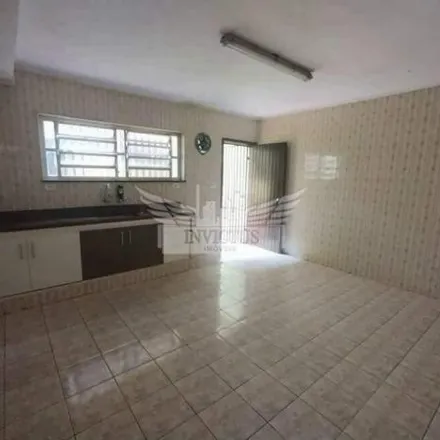 Rent this 2 bed house on Rua Guaporé in Pinheirinho, Santo André - SP