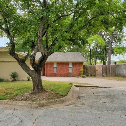 Buy this 3 bed house on 1458 John Road in Ardmore, OK 73401