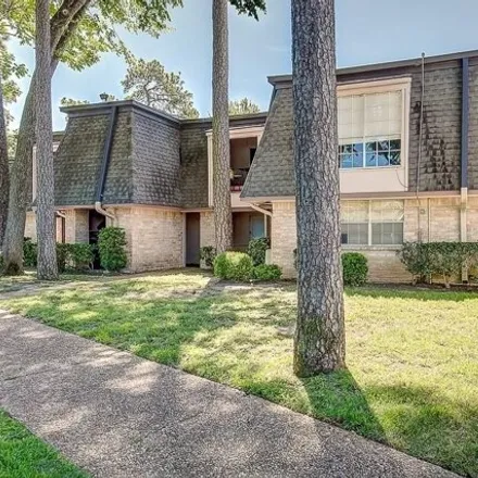 Rent this 1 bed condo on Memorial Drive in Houston, TX 77278