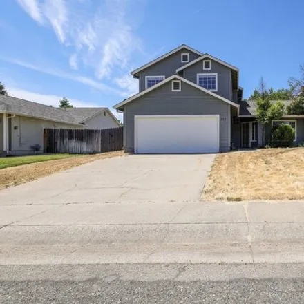 Buy this 3 bed house on 501 Alamine Drive in Redding, CA 96003