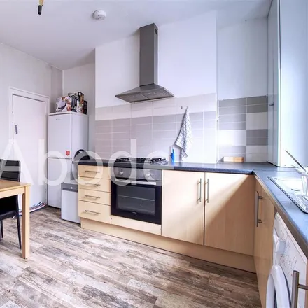 Rent this 3 bed house on Back Spring Grove Walk in Leeds, LS6 1RR