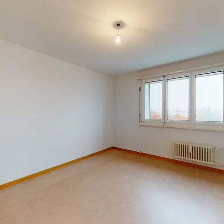 Rent this 3 bed apartment on Winkelriedstrasse 13 in 8203 Schaffhausen, Switzerland
