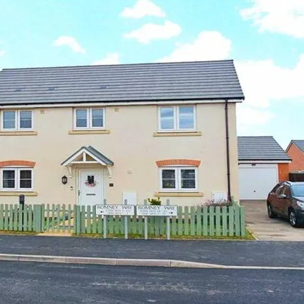 Buy this 3 bed house on Romney Way in Kingstone, HR2 9TN