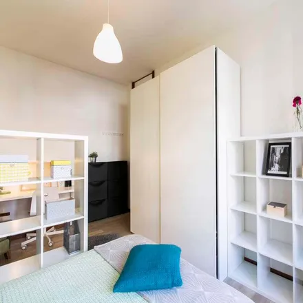 Image 5 - Via Vincenzo da Seregno, 20161 Milan MI, Italy - Apartment for rent