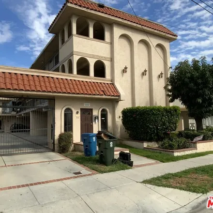 Buy this studio townhouse on 4389 West 141st Street in Hawthorne, CA 90250