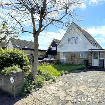 Buy this 3 bed house on Dellwood Avenue in Walton, IP11 9HP