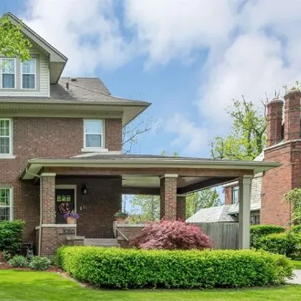 Buy this 4 bed house on 1081 Balfour Street in Grosse Pointe Park, MI 48230