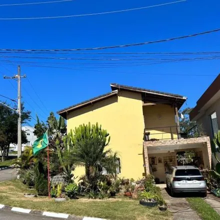 Buy this 3 bed house on Rua Sabiá in Residencial Mirante das Pedras, Santana de Parnaíba - SP