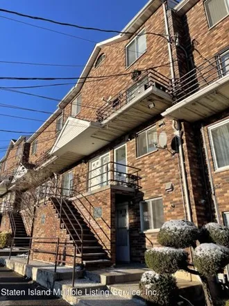 Buy this 2 bed condo on 91A Narrows Road North in New York, NY 10305