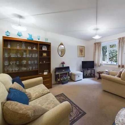 Image 2 - Park Farm Surgery, Park Farm Drive, Derby, DE22 2RP, United Kingdom - Apartment for sale