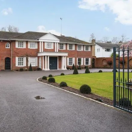 Rent this 6 bed house on Cranley Road in Whiteley Village, KT12 5BT