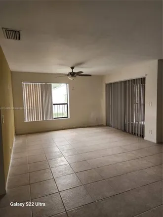 Image 5 - 3899 Northwest 35th Street, Coconut Creek, FL 33066, USA - Condo for sale