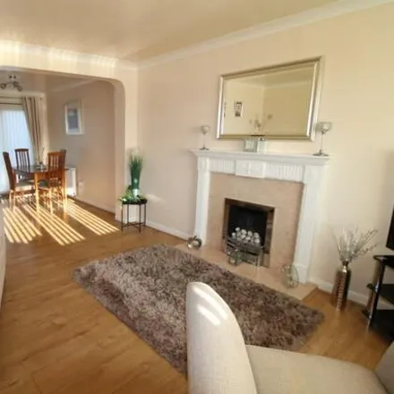 Image 3 - Sycamore Grove, Woodhouses, M35 9NB, United Kingdom - Duplex for sale
