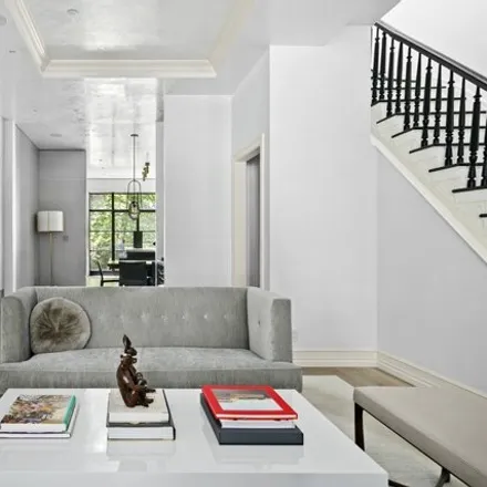 Image 7 - 216 East 30th Street, New York, NY 10016, USA - House for sale