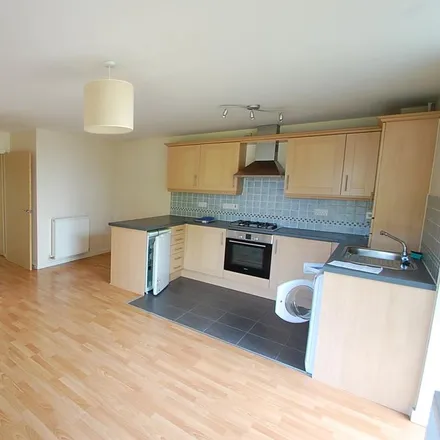 Image 3 - Caxton Court, Burton-on-Trent, DE14 3SH, United Kingdom - Apartment for rent