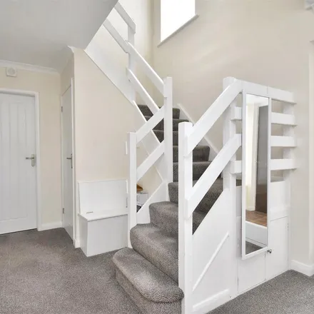 Rent this 4 bed apartment on Montpelier in Quarndon, DE22 5JW