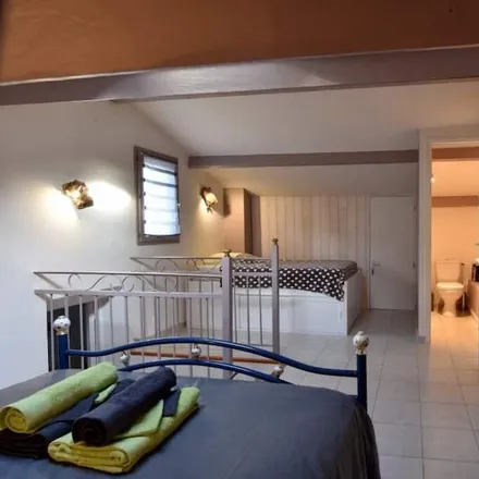 Rent this 1 bed house on 83470 Seillons-Source-d'Argens