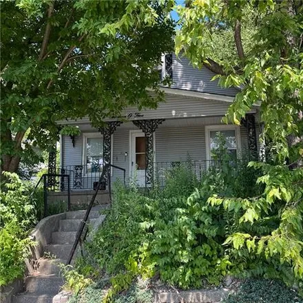 Image 2 - 1305 Oakley Avenue, Kansas City, MO 64127, USA - House for sale