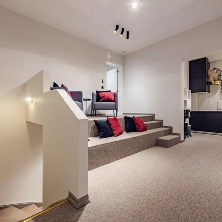 Rent this 1 bed apartment on Avenue de l'Université - Hogeschoollaan 41 in 1050 Ixelles - Elsene, Belgium