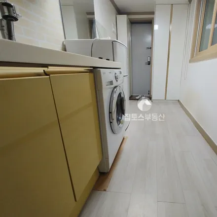Image 2 - 서울특별시 광진구 화양동 19-18 - Apartment for rent