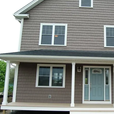 Image 7 - Middletown, RI, 02842 - House for rent