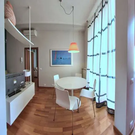 Image 4 - Edificio Montedoria, Via Mauro Macchi, 20124 Milan MI, Italy - Apartment for rent
