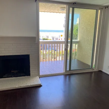 Rent this 1 bed apartment on 84 Navy Court in Los Angeles, CA 90291