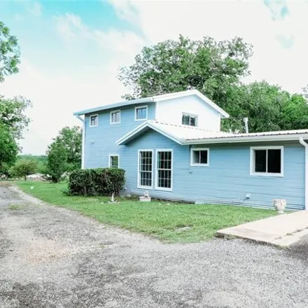 Buy this 4 bed house on 262 West Cardinal Street in Ector, Fannin County