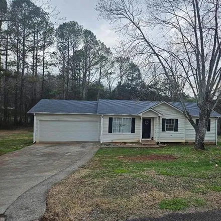 Buy this 3 bed house on 4599 Crestway Drive in Whitfield County, GA 30710