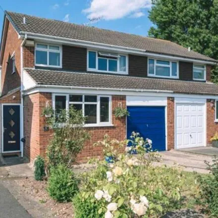 Buy this 3 bed duplex on Oregon Close in Bromley, DY6 8SJ