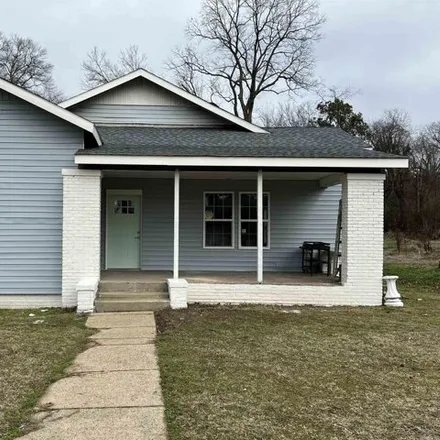 Buy this 3 bed house on Southern Paramedic Service - Forrest City in East Cook Avenue, Forrest City