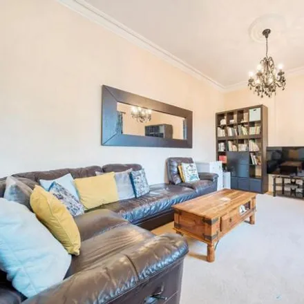 Image 3 - Osterley Views, West Park Road, London, UB2 4UL, United Kingdom - Apartment for sale