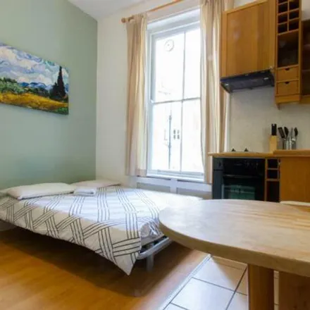 Rent this studio apartment on Mornington Hotel in 25 Gloucester Street, London