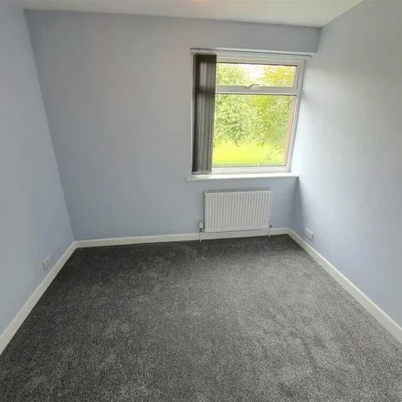 Rent this 3 bed duplex on Dundridge Lane in Bristol, BS5 8SW