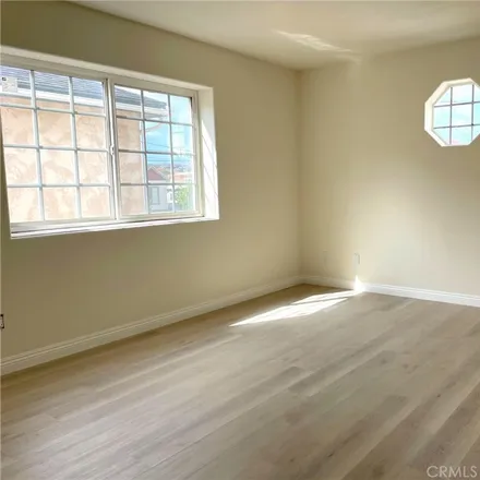 Image 8 - 1235 South Centre Street, Los Angeles, CA 90731, USA - Duplex for rent