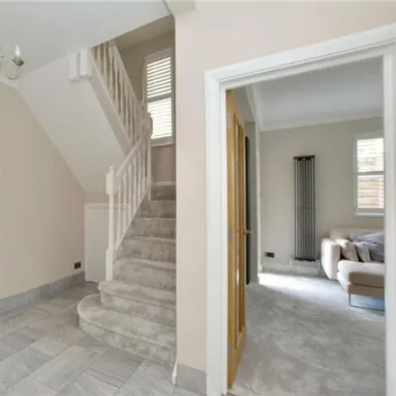 Image 5 - 5 Regents Place, London, SE3 0LX, United Kingdom - House for sale