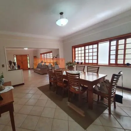 Buy this 5 bed house on Rua Geraldo Trefíglio in Cidade Universitária, Campinas - SP