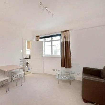 Image 5 - Sloane Avenue Mansions, Sloane Avenue, London, SW3 3JG, United Kingdom - Apartment for rent