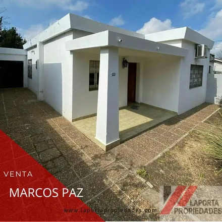 Buy this studio house on Independencia 202 in Partido de Marcos Paz, Marcos Paz