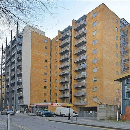 Image 9 - Lowry House, Cassilis Road, Millwall, London, E14 9LL, United Kingdom - Apartment for rent
