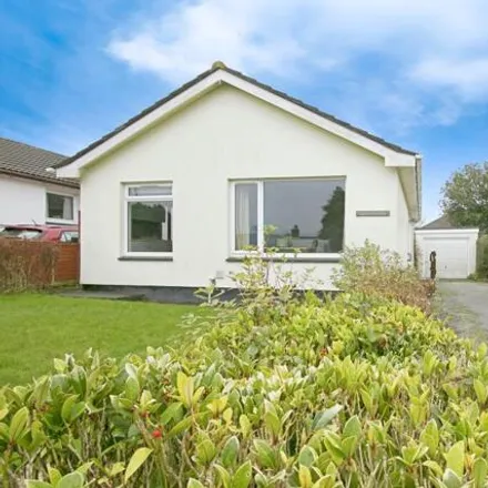 Buy this 2 bed house on Colebrook Close in Redruth, TR15 1DW