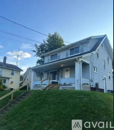 Rent this 3 bed house on 1025 Shadyside Avenue Southwest