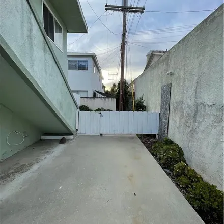 Image 3 - 2108 Vail Avenue, Redondo Beach, CA 90278, USA - Apartment for rent