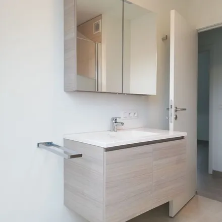 Rent this 4 bed apartment on Rauschenbergplein in 8430 Middelkerke, Belgium